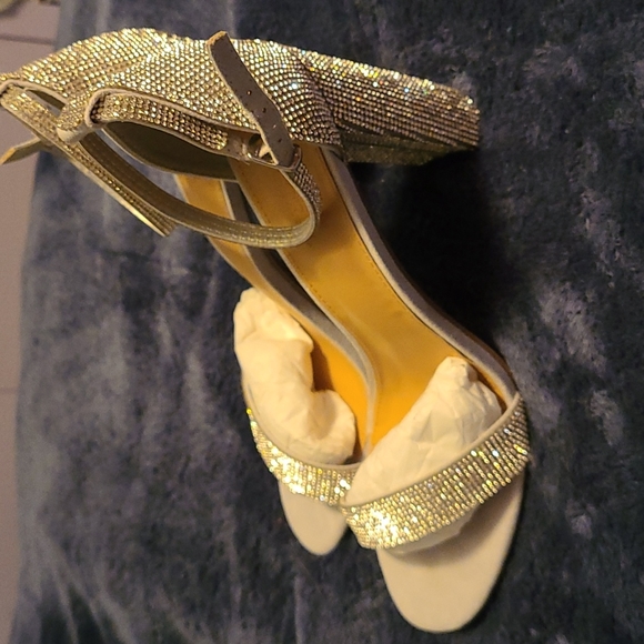 JUSTFAB 4"  Lorelei Silver Rhinestone High Heels - Picture 2 of 10